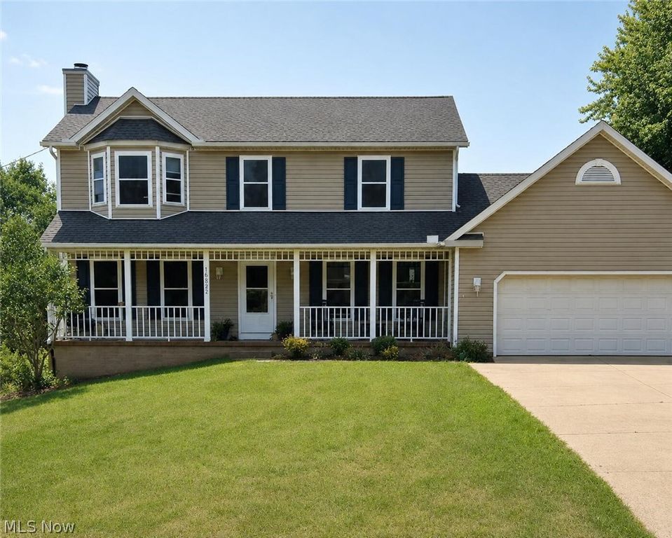 11227 William Penn Avenue NE, Hartville, OH 44632