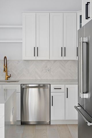 21 Woodbine St 21, Somerville, MA 02143