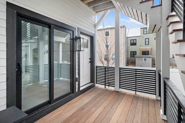 21 Woodbine St 21, Somerville, MA 02143