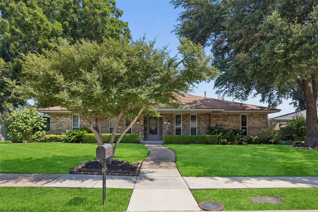 2829 Teakwood Lane, Plano, TX 75075