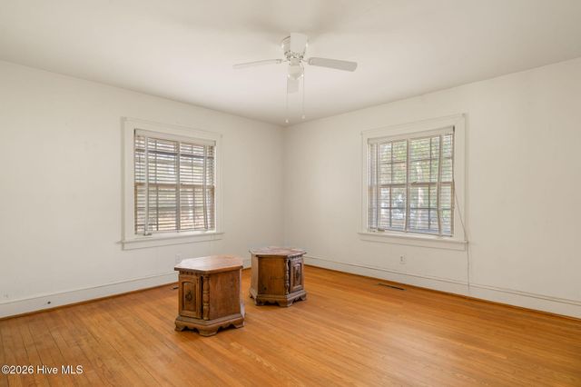219 E Ridge Street, Rose Hill, NC 28458