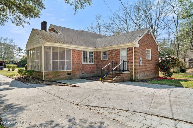 219 E Ridge Street, Rose Hill, NC 28458