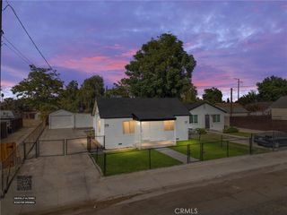 116 E Warren Avenue, Bakersfield, CA 93308