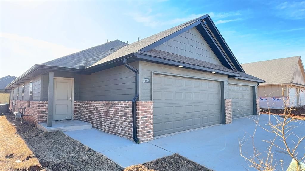 1204 NW 113TH Street, Oklahoma City, OK 73114