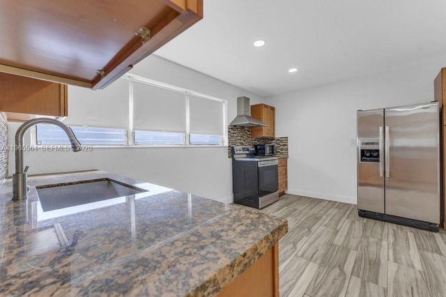 1501 N 58th Ave B, Hollywood, FL 33021