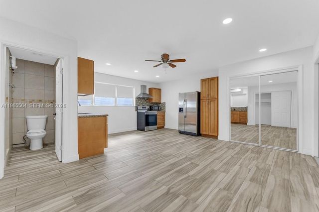 1501 N 58th Ave B, Hollywood, FL 33021