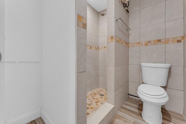 1501 N 58th Ave B, Hollywood, FL 33021