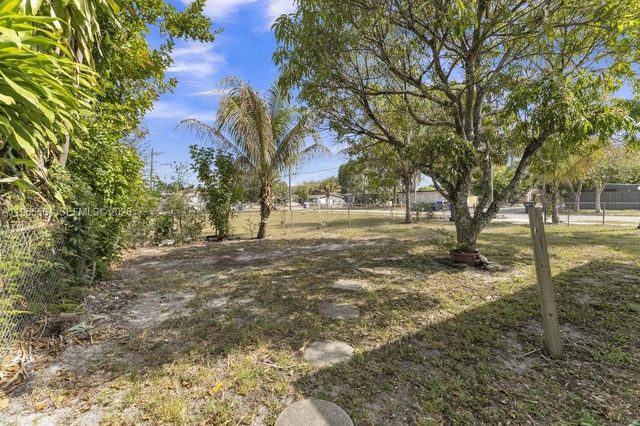 1501 N 58th Ave B, Hollywood, FL 33021