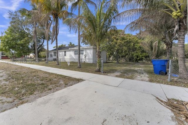 1501 N 58th Ave B, Hollywood, FL 33021