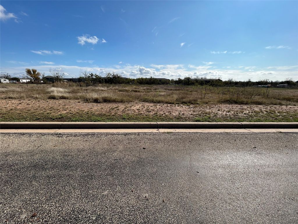 707 Old Comanche Road, Early, TX 76802