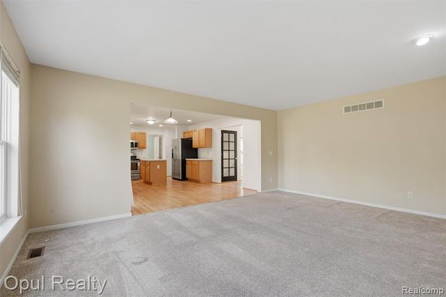 4530 Pond Run, Canton, MI 48188