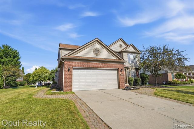 4530 Pond Run, Canton, MI 48188