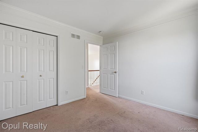 4530 Pond Run, Canton, MI 48188