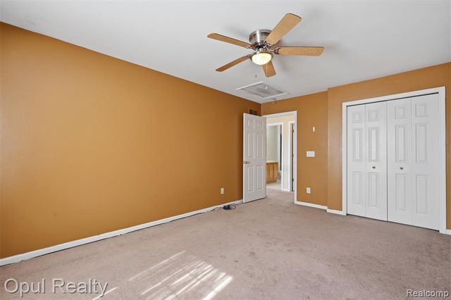 4530 Pond Run, Canton, MI 48188