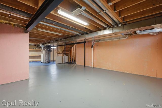 4530 Pond Run, Canton, MI 48188