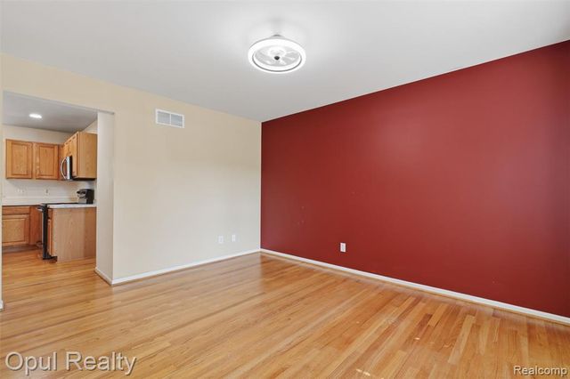 4530 Pond Run, Canton, MI 48188