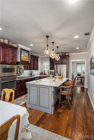 880 Savannah, Tuscaloosa, AL 35406