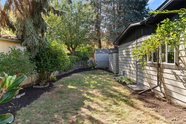 5516 Chelan Lane SE, Lacey, WA 98503