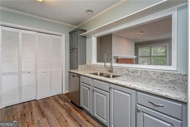 511 Abingdon Way, Sandy Springs, GA 30328