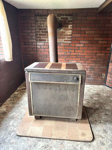 30 East Albemarle Street, Big Stone Gap, VA 24219