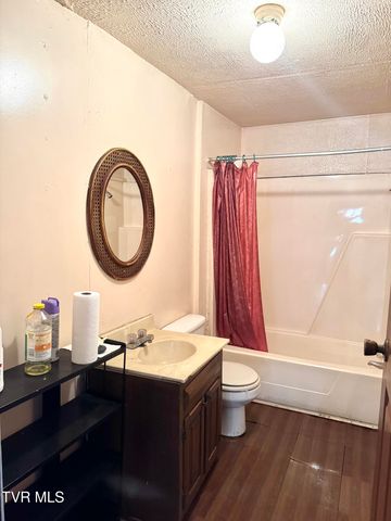 30 East Albemarle Street, Big Stone Gap, VA 24219