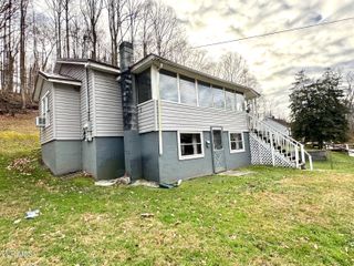 30 East Albemarle Street, Big Stone Gap, VA 24219