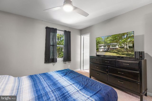 1703 SHERWOOD, Fredericksburg, VA 22405