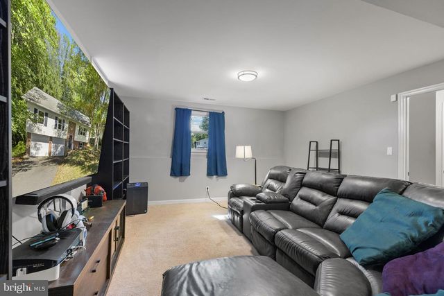 1703 SHERWOOD, Fredericksburg, VA 22405