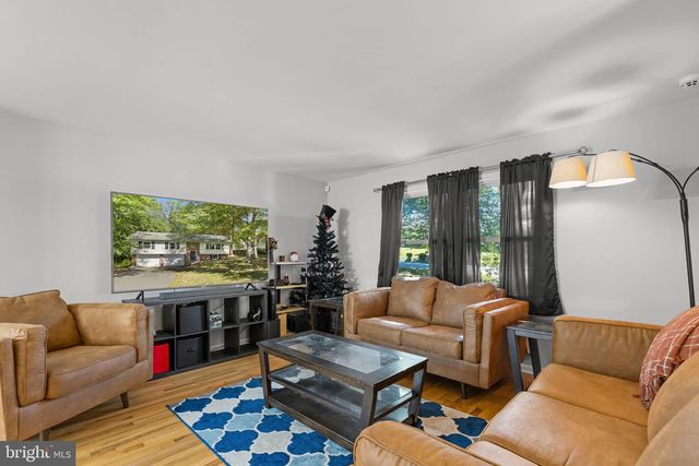 1703 SHERWOOD, Fredericksburg, VA 22405