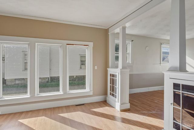 136 N Main St, Peebles, OH 45660
