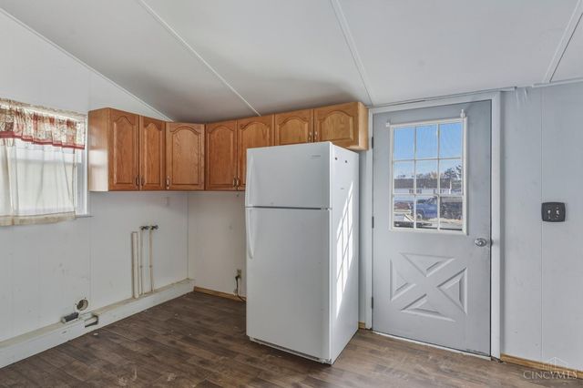 136 N Main St, Peebles, OH 45660