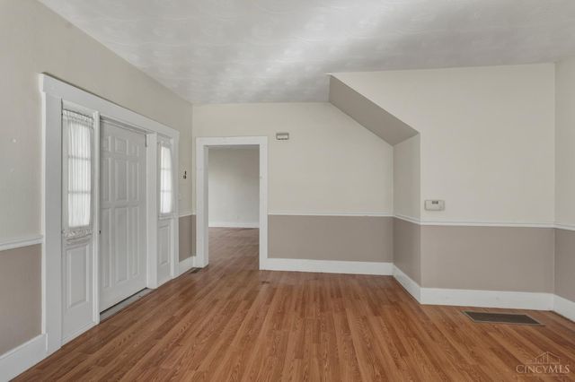 136 N Main St, Peebles, OH 45660