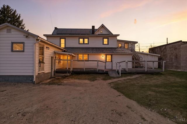 136 N Main St, Peebles, OH 45660