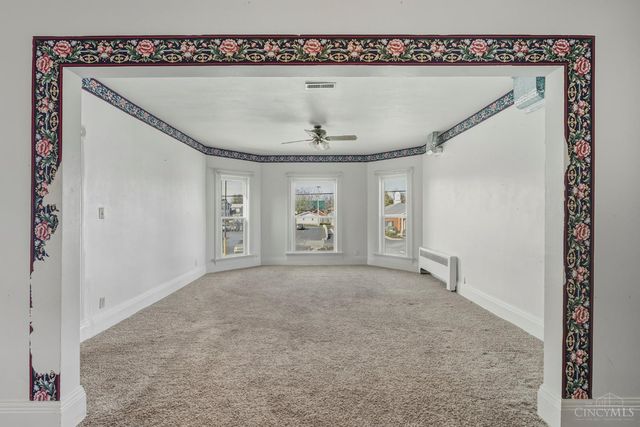 136 N Main St, Peebles, OH 45660
