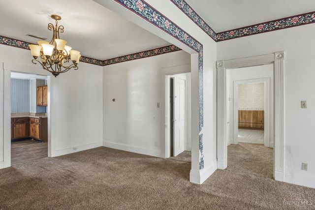 136 N Main St, Peebles, OH 45660