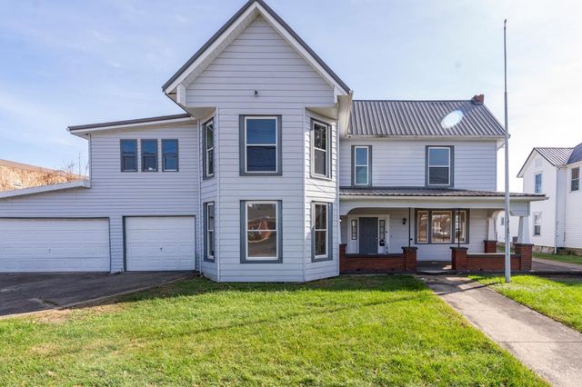 136 N Main St, Peebles, OH 45660