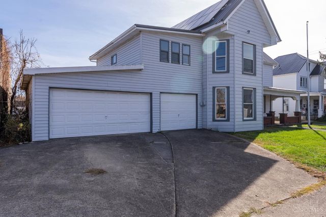136 N Main St, Peebles, OH 45660