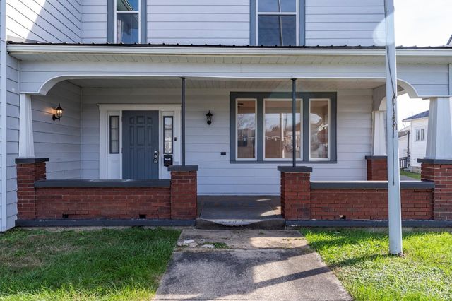136 N Main St, Peebles, OH 45660