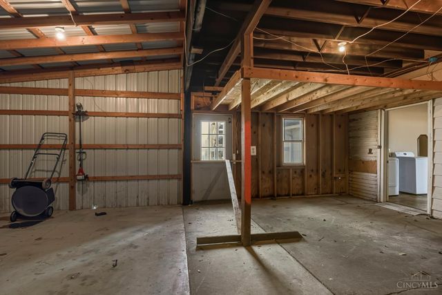 136 N Main St, Peebles, OH 45660