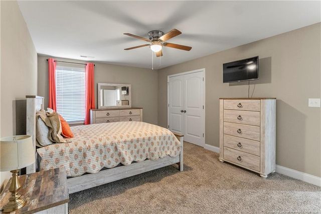 5528 Mountain Run Drive, Hope Mills, NC 28348