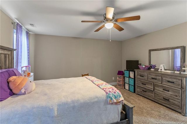 5528 Mountain Run Drive, Hope Mills, NC 28348