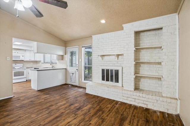 23423 Canyon Lake Drive, Spring, TX 77373