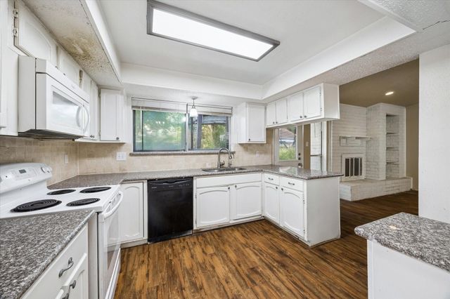 23423 Canyon Lake Drive, Spring, TX 77373