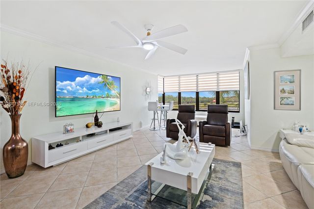 2768 S Carambola Circle S 403, Coconut Creek, FL 33066