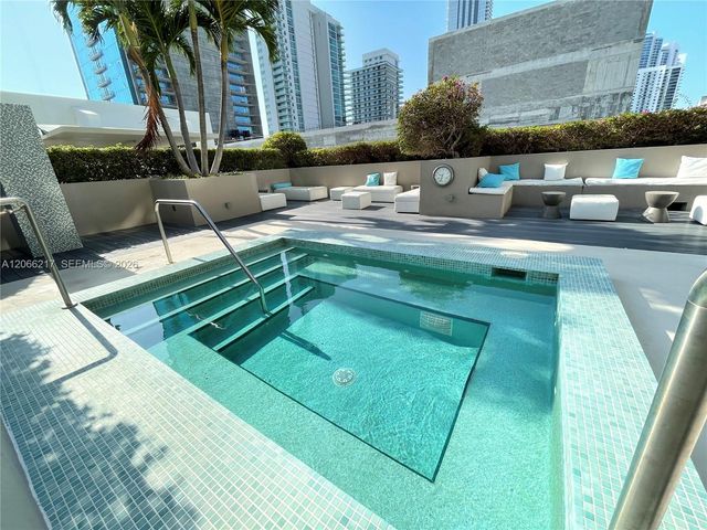 600 NE 27th Street 1205, Miami, FL 33137