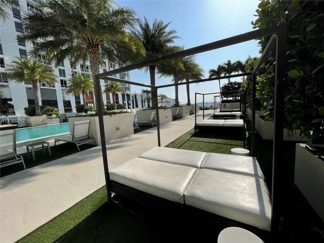 600 NE 27th Street 1205, Miami, FL 33137