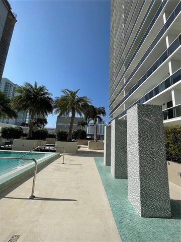 600 NE 27th Street 1205, Miami, FL 33137