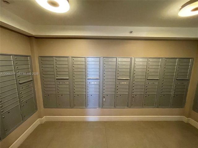 600 NE 27th Street 1205, Miami, FL 33137