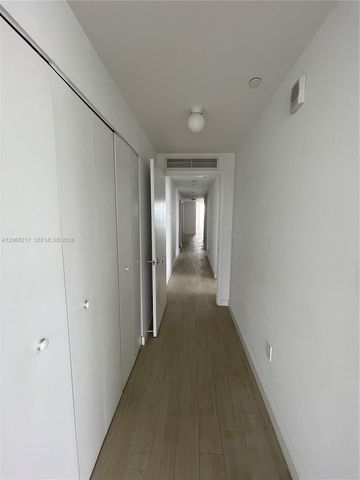 600 NE 27th Street 1205, Miami, FL 33137