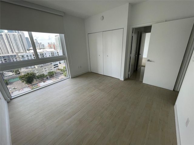 600 NE 27th Street 1205, Miami, FL 33137